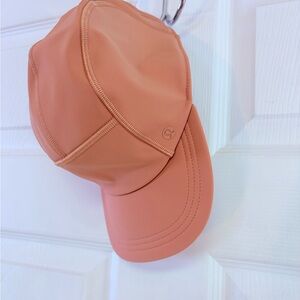 Lululemon Athletica Coral glyde velvet fleece hat nwt